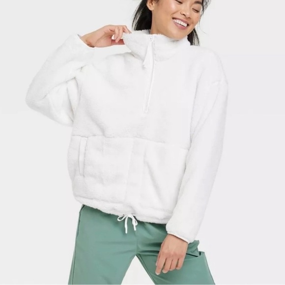 Cozy Cream All In Motion Fleece Jacket size large - Picture 2 of 5